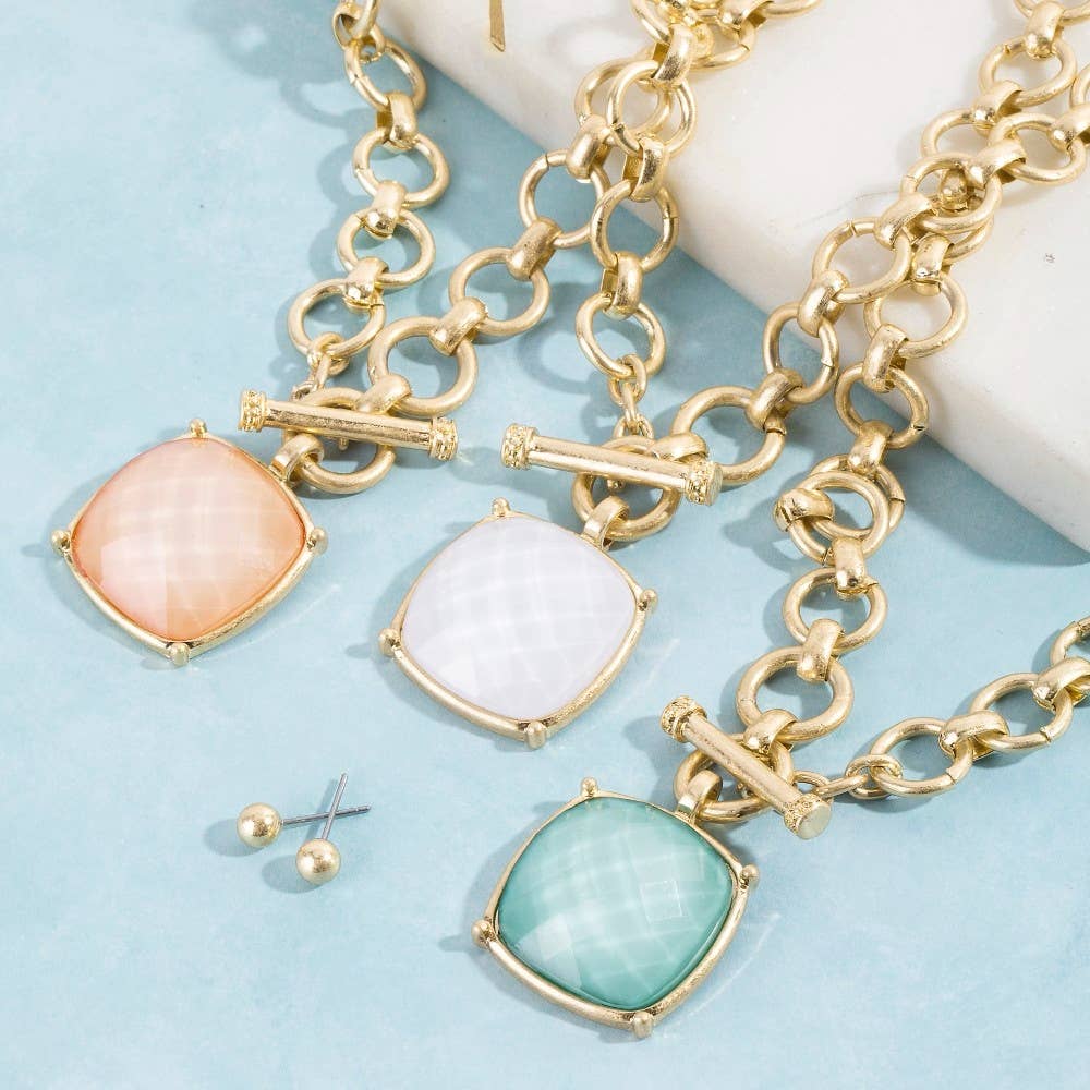 Large Square Faceted Stone Pendant Toggle Chain Necklace