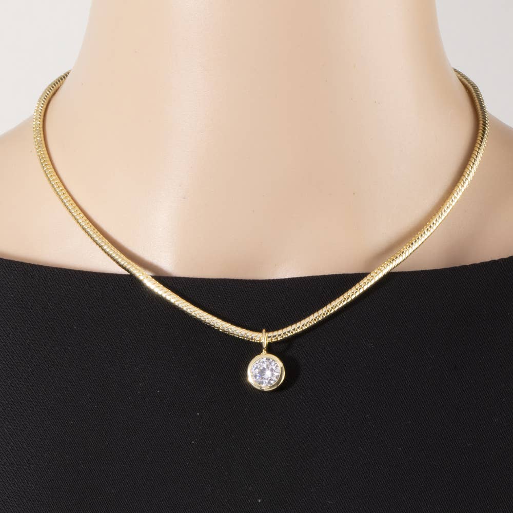 Bold Herringbone Chain Cz Bezel Pendant Necklace